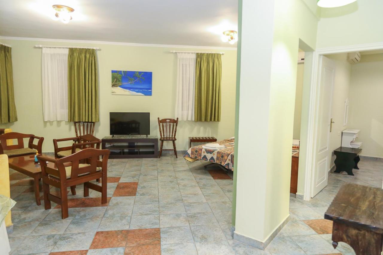 Heaven Apartments Aγία Μαρίνα Εξωτερικό φωτογραφία