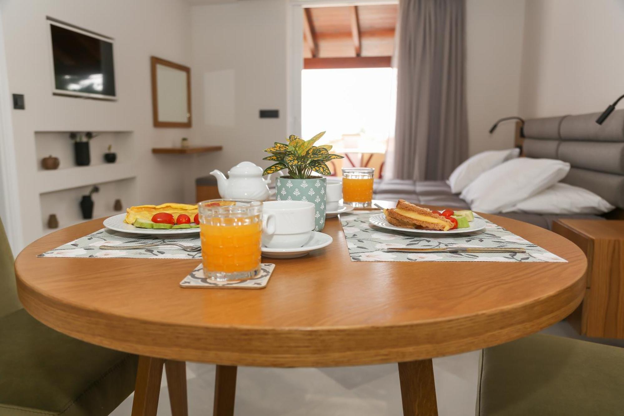 Heaven Apartments Aγία Μαρίνα Εξωτερικό φωτογραφία