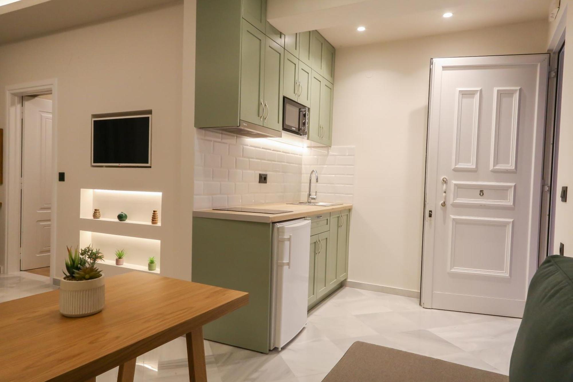 Heaven Apartments Aγία Μαρίνα Εξωτερικό φωτογραφία
